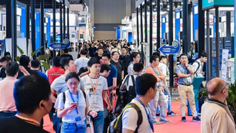 系统门窗价格包含纱窗吗？揭秘系统门窗的构成与价值